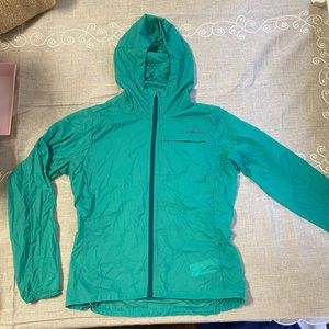 Patagonia wind breaker